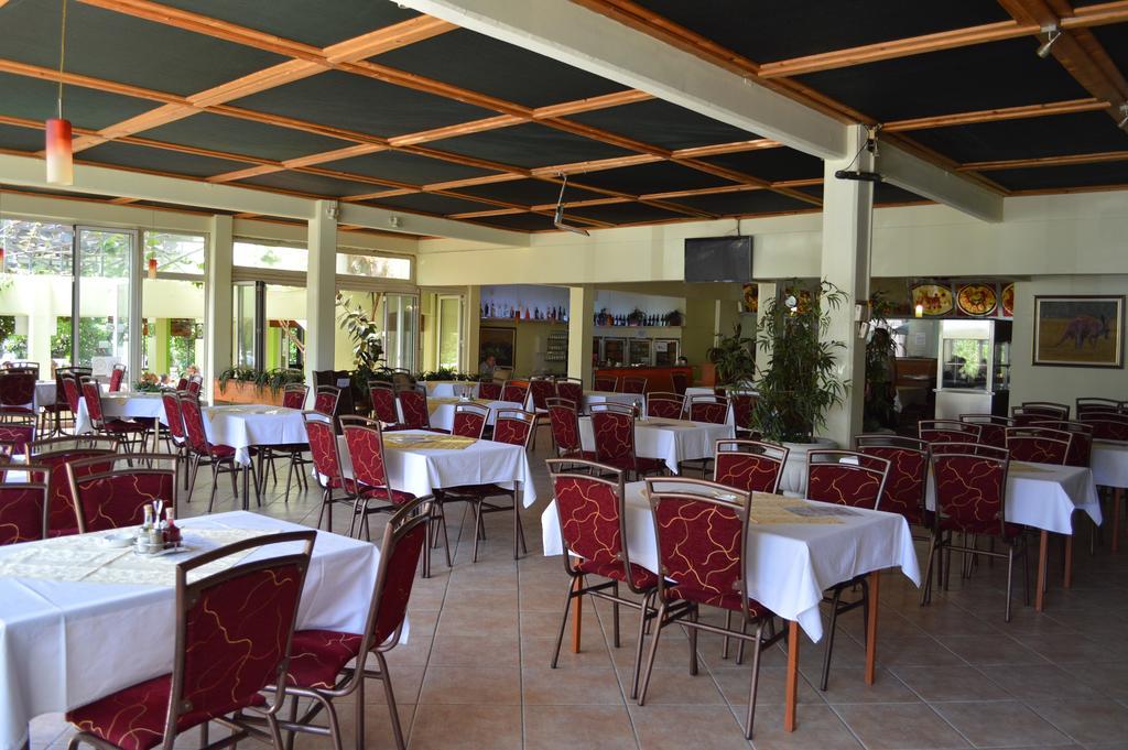 Kangaroo Hotel