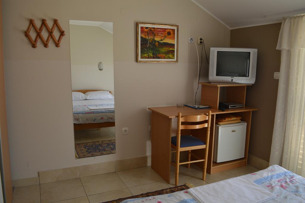 Hotel Kangaroo 2*
