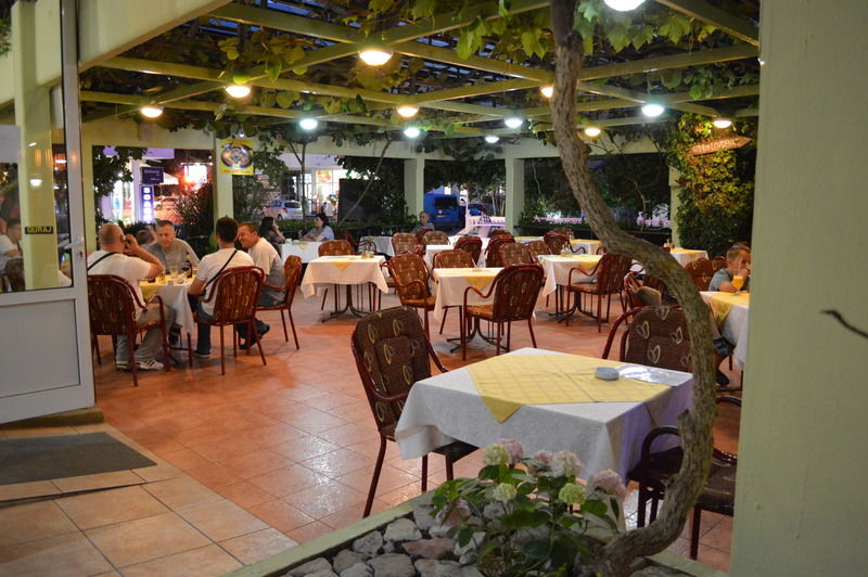 Kangaroo Hotel