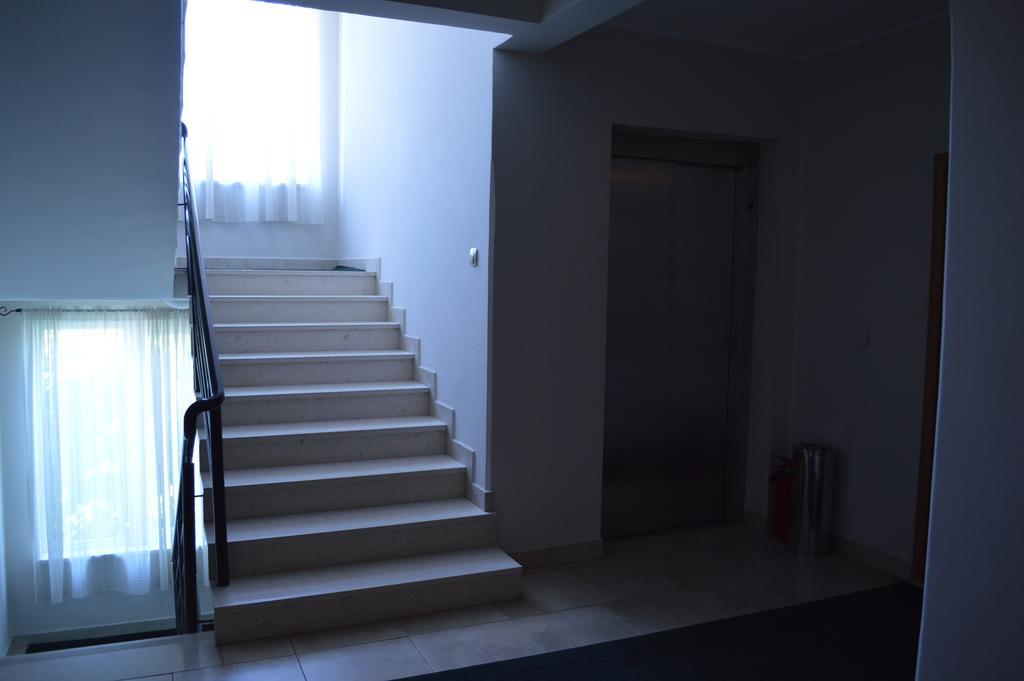 Kangaroo Hotel Budva