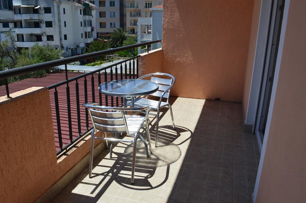 Hotel Kangaroo 2*