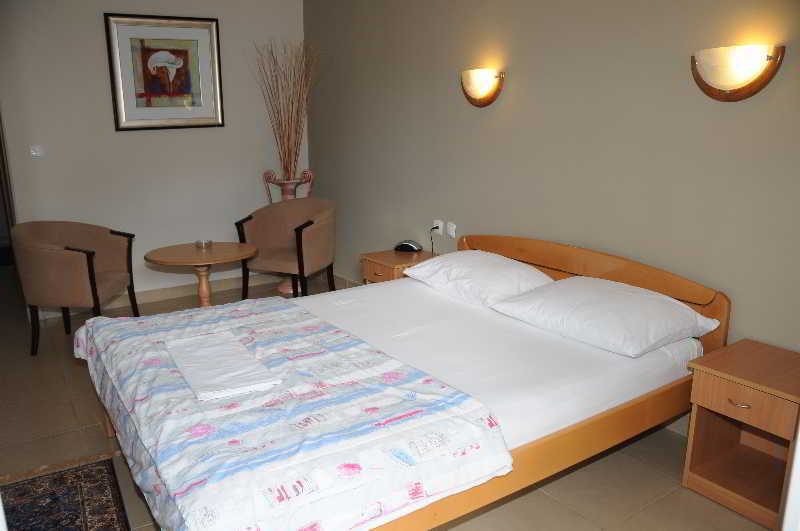 Kangaroo Hotel